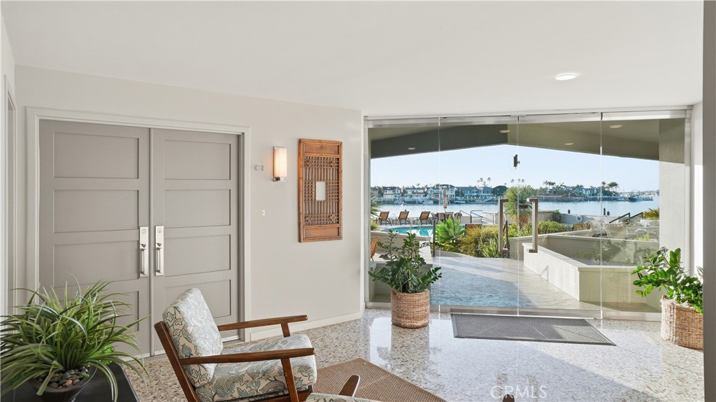 2525 Ocean Boulevard C-1, Corona Del Mar, CA 92625